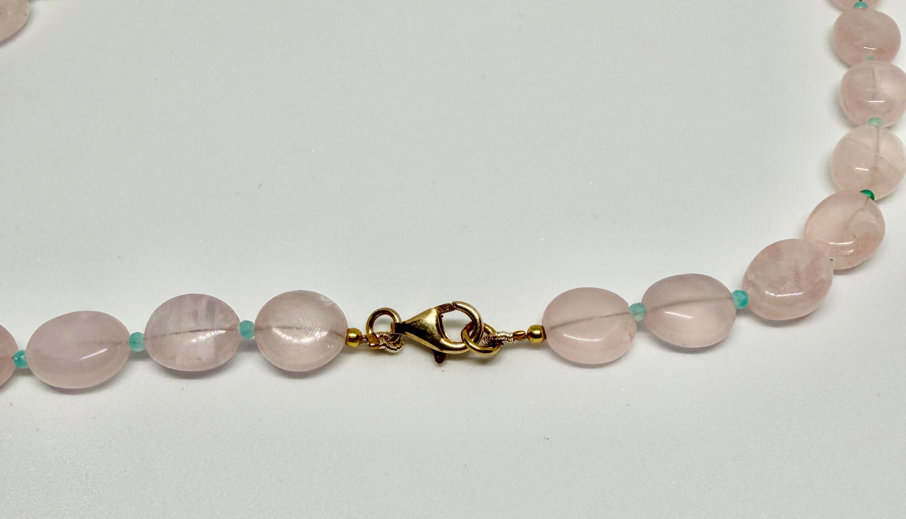 Collana in quarzo rosa